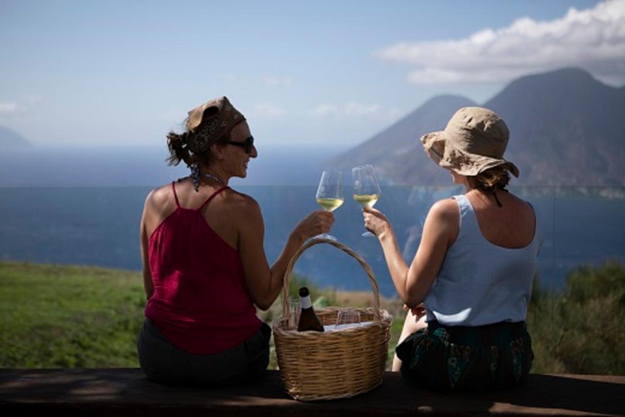 Tenuta Di Castellaro Winery & Resort Lipari  Luaran gambar